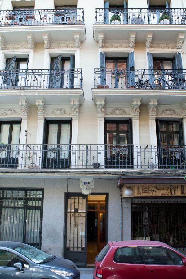 Апартаменты Elegante Piso Junto Al Museo Del Prado Мадрид Экстерьер фото